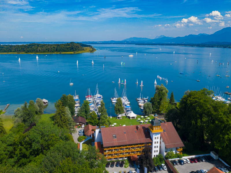 Yachthotel Chiemsee_800x600 Yachthotel Chiemsee_800x600